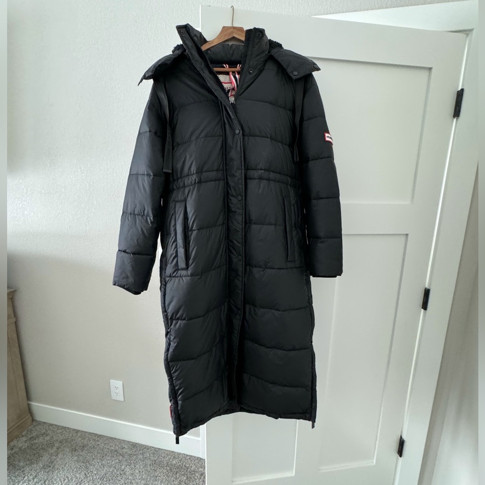 Women's Intrepid Long Puffer In Hunter Black size Small